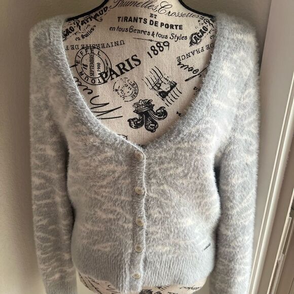 ABERCROMBIE soft V sweater M - Picture 3 of 11